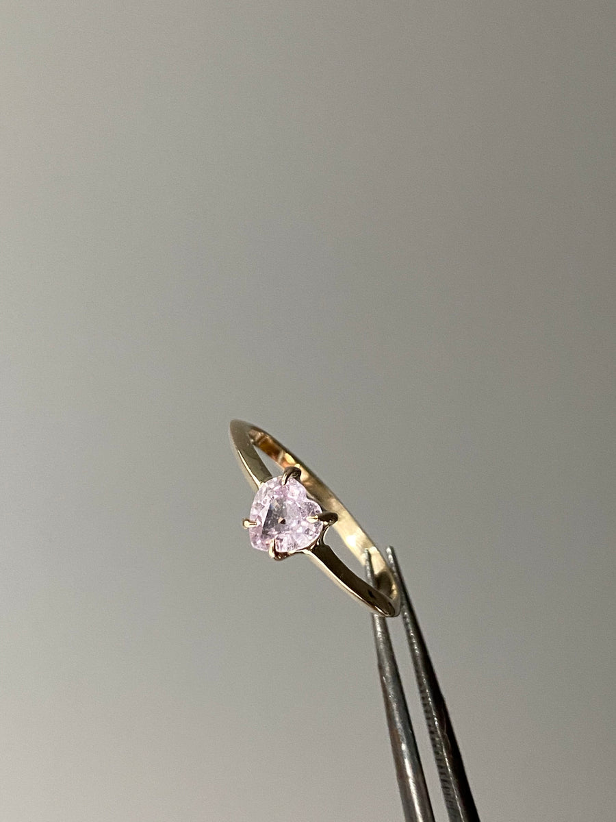 5mm Pink sapphire heart ring