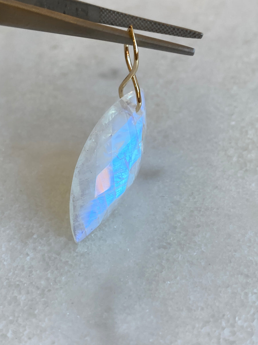 Faceted Marquise Moonstone on a 14k Yellow Gold Infinity Bale