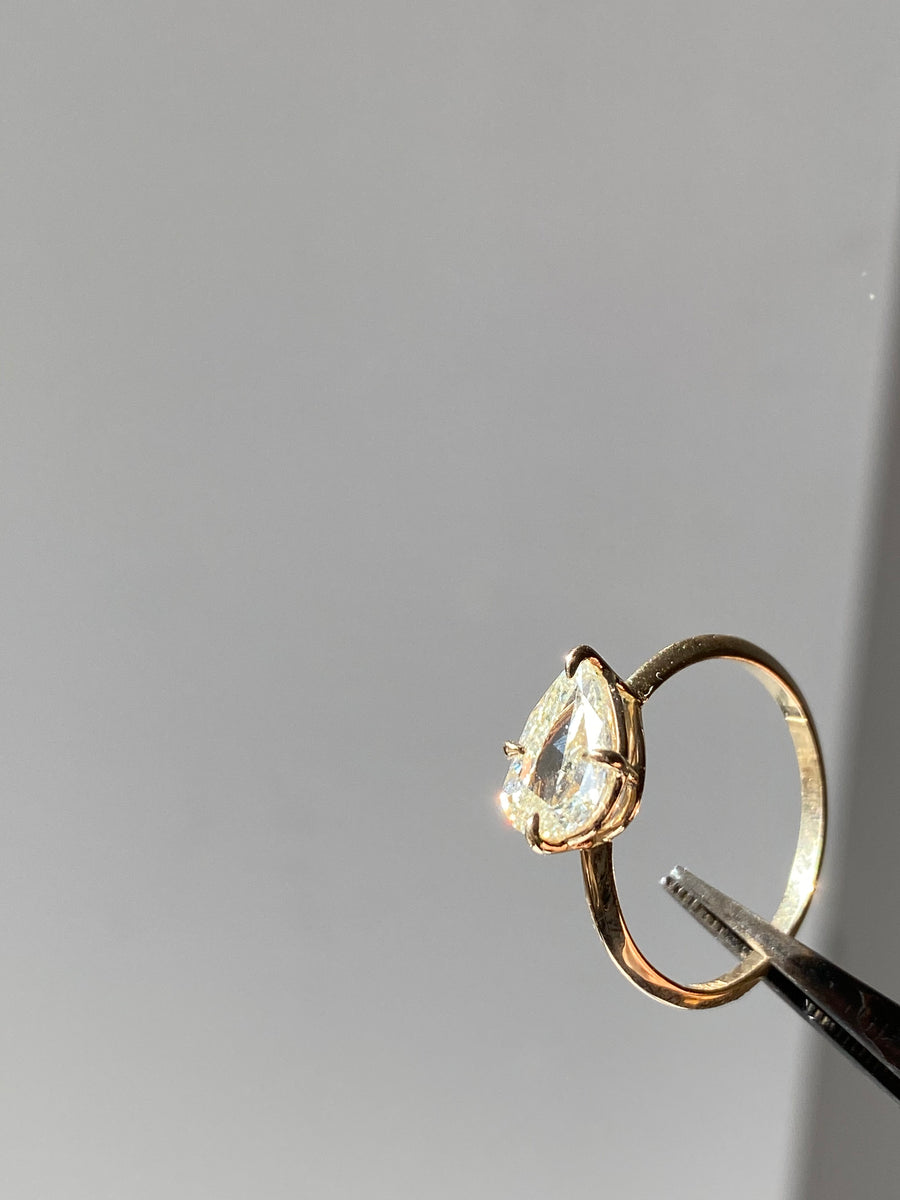Horizontal Light Canary Yellow Pear Diamond Engagement Ring