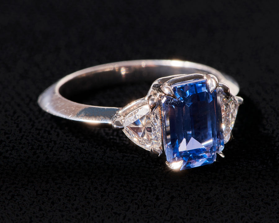 Ceylon Blue Sapphire and Diamond Ring