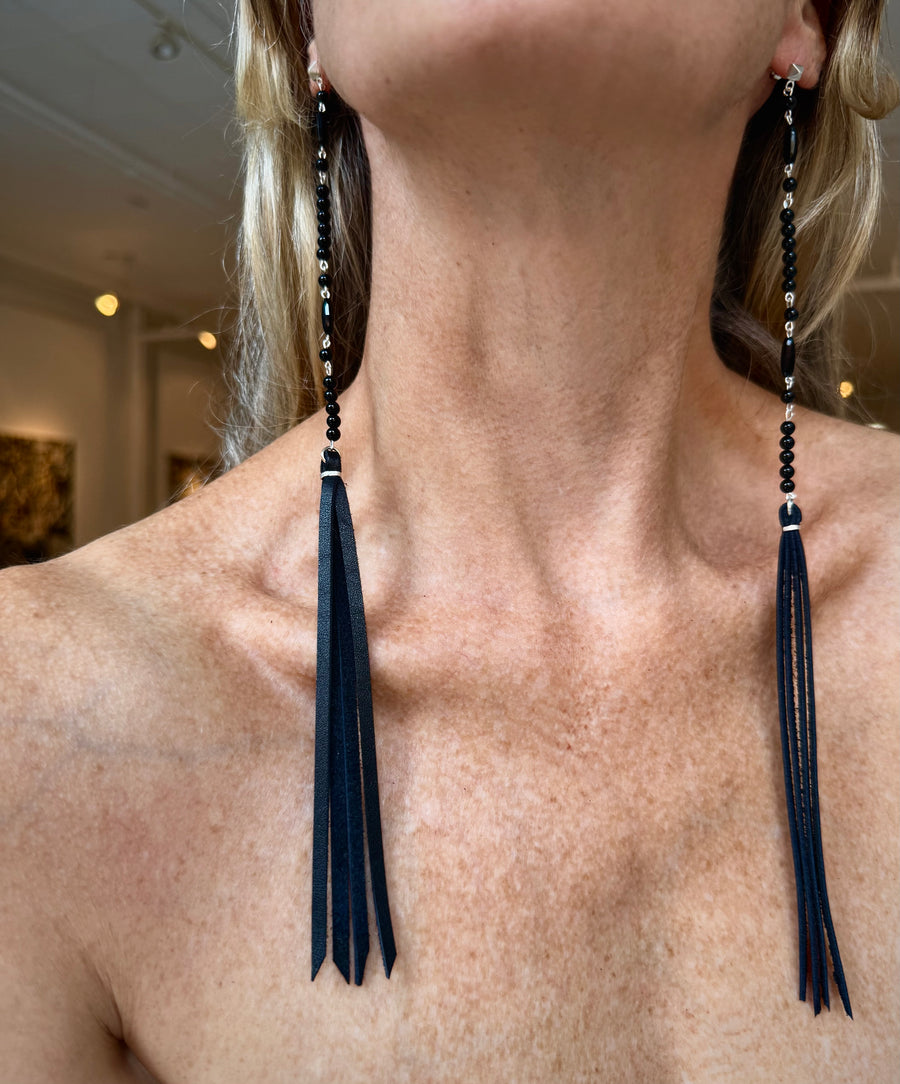 {SINGLE} Beaded Black Onyx and Leather earring