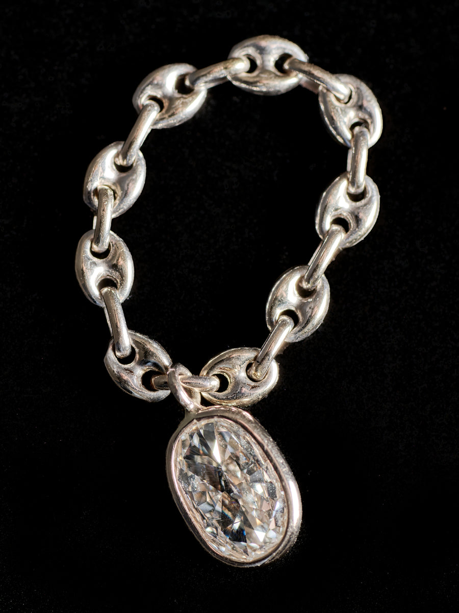 Floating Oval Diamond Chain Ring