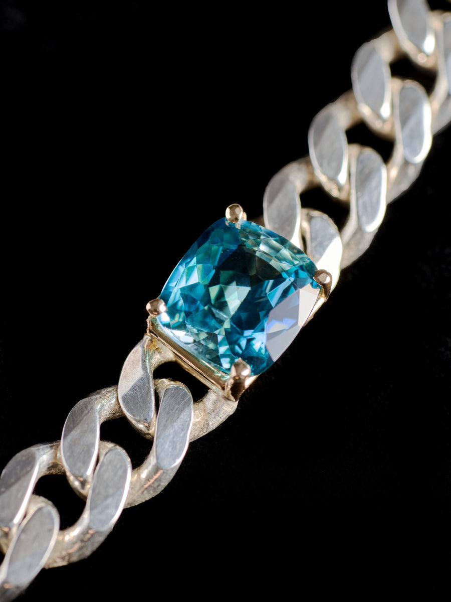 Blue Starlight Zircon Elonagted Cushion Cut Choker