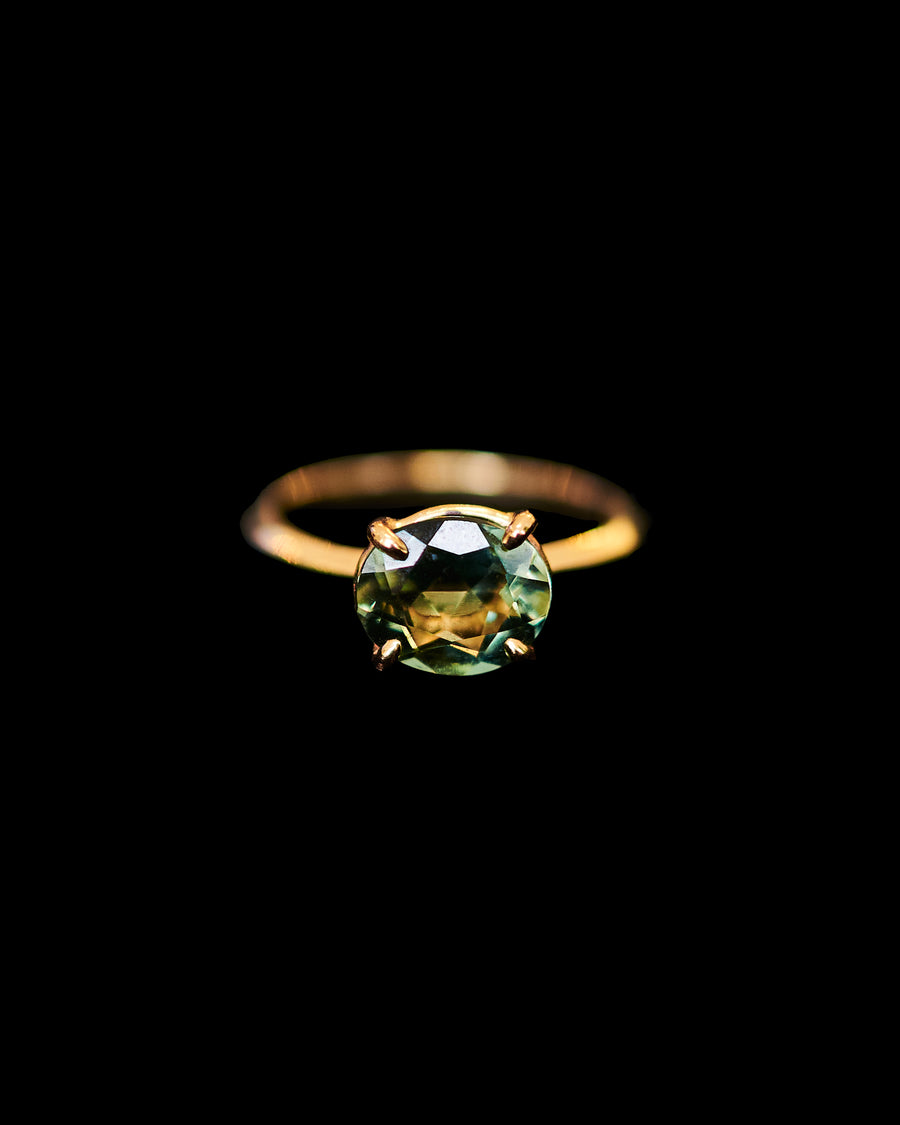 Horizon-Set Green Sapphire Oval Ring