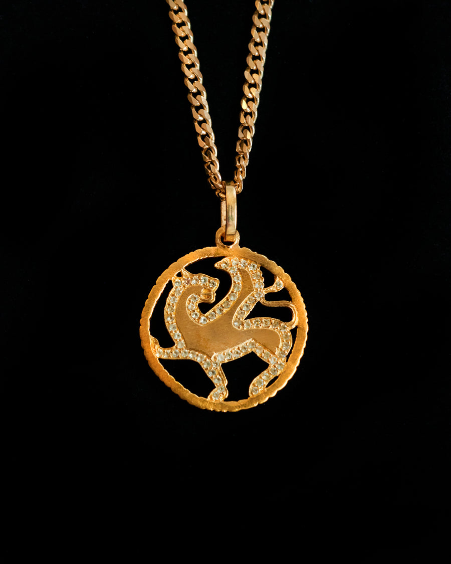 Custom Lion pendant with peridot On Cuban link