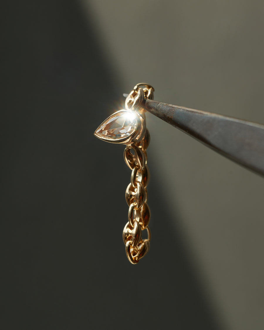 Mariner Pear Diamond Chain Ring