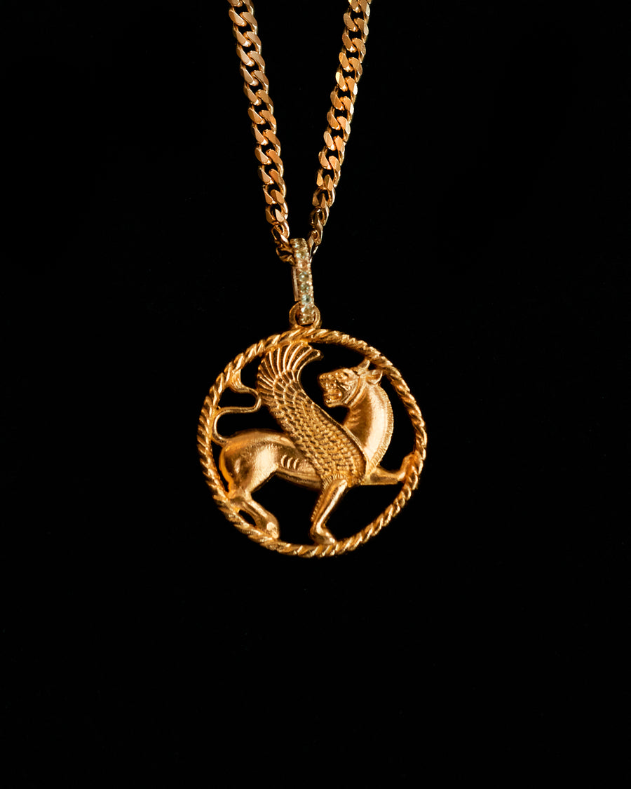 Custom Lion pendant with peridot On Cuban link