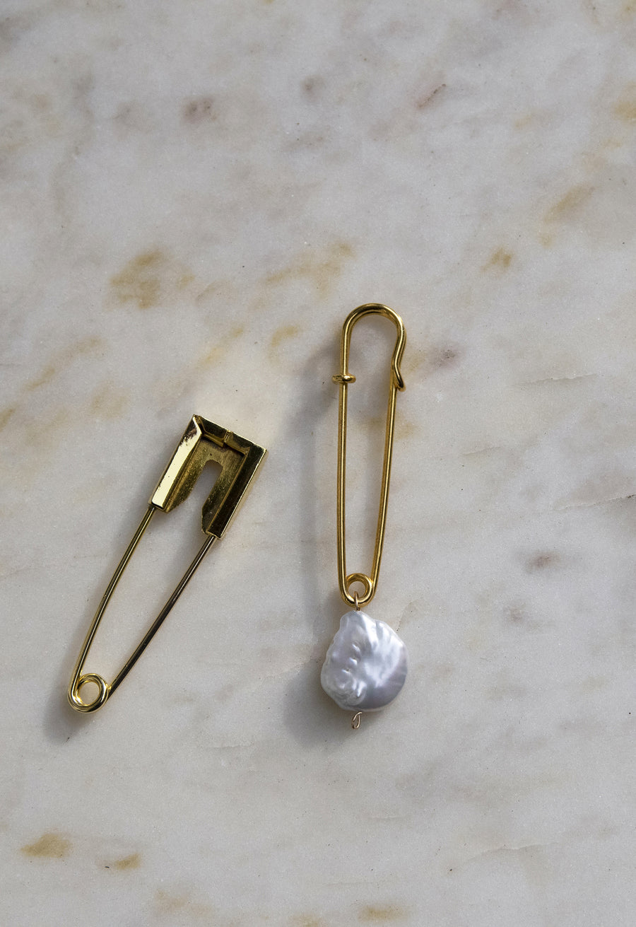 The Pearl Pin Charm